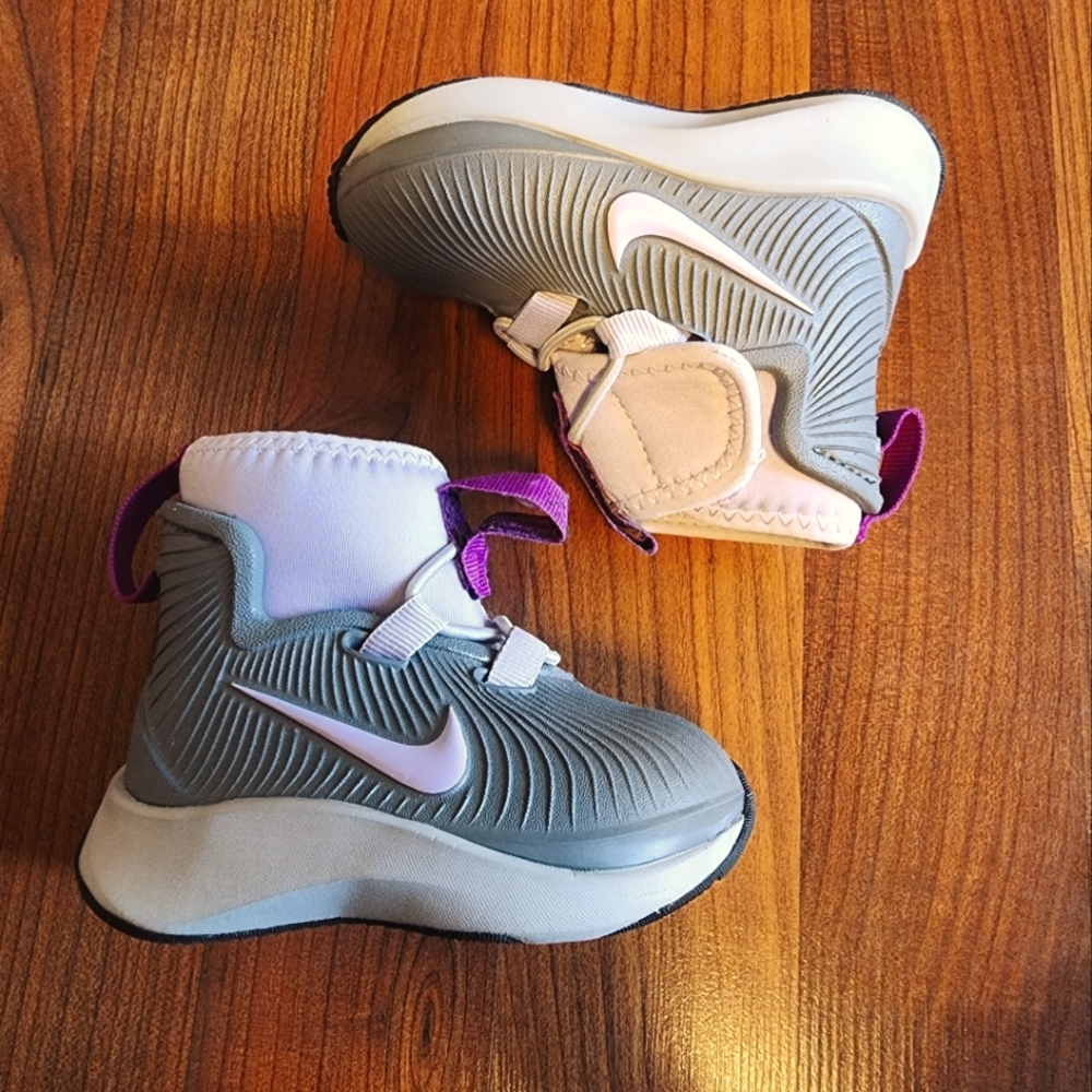 Nike winter boots